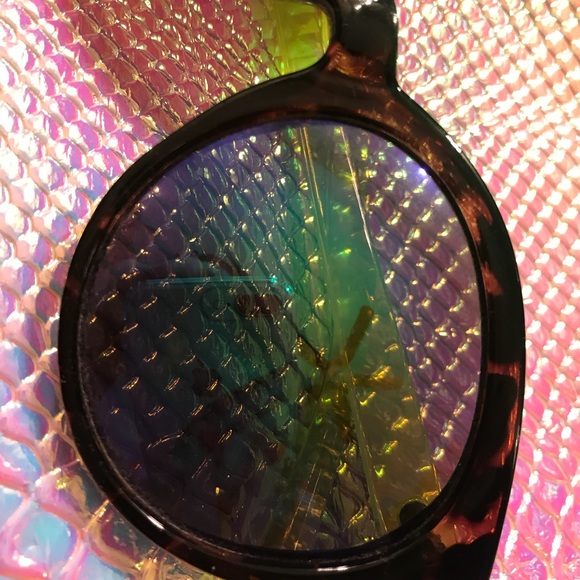 Aldo Sunglasses - Picture 4 of 4